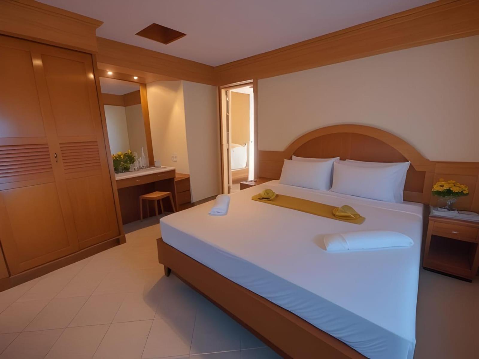Hack Patong Beach Hotel Dış mekan fotoğraf